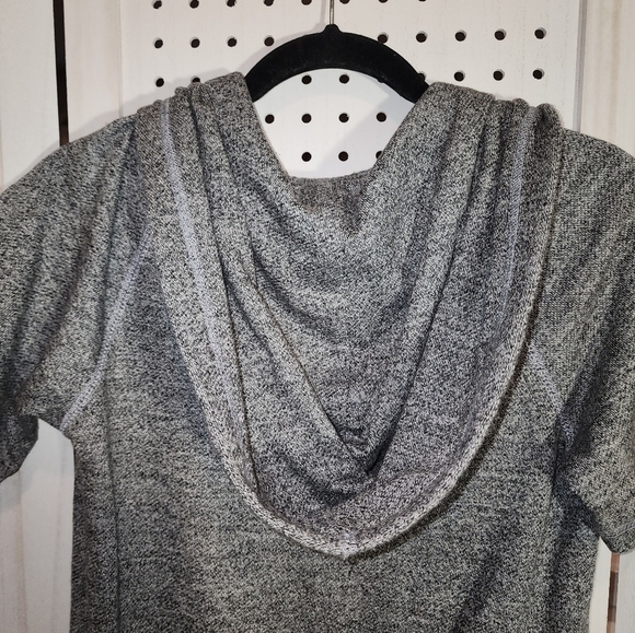Roots Beaver Gray Short Sleeve Hoodie Dress Kangaroo Pocket XXS New - Picture 6 of 7